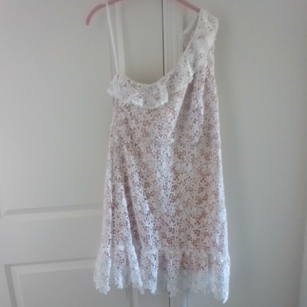 White Lace One-Shoulder Sundress